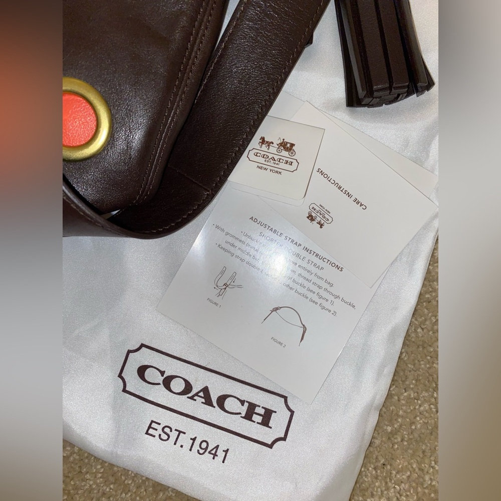 COACH shoulder bag brown - New with tags and only used once. - Picture 9 of 10